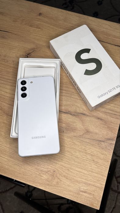 Samsung S21 fe 128гб