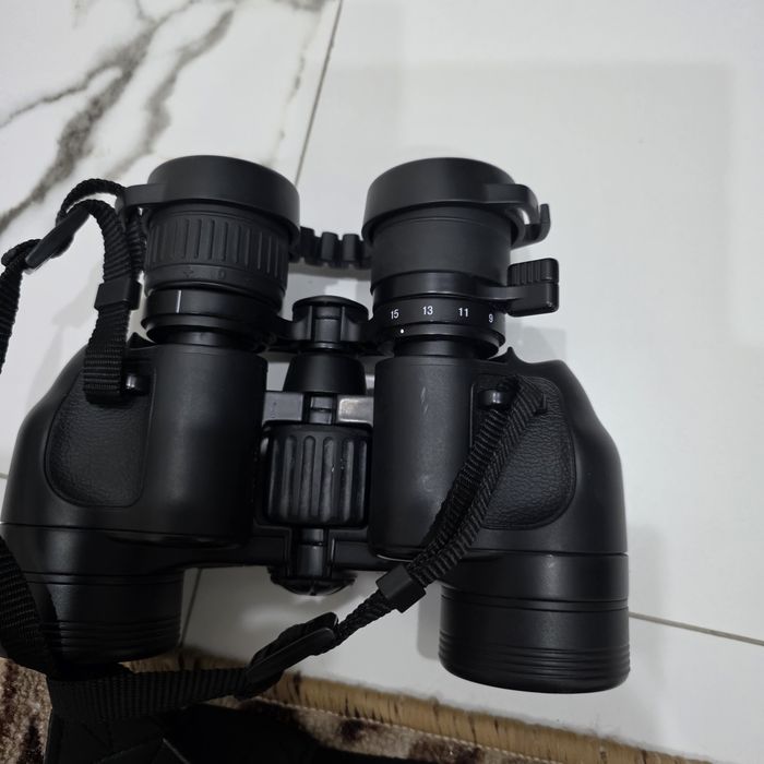 Бинокль Nikon Action 7-15x35 CF