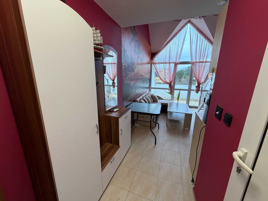 Продава се Двустаен апартамент в к.к. Слънчев бряг - 42 кв.м за 789 €/кв.м - Снимка #2