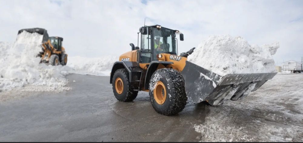 Уборка снега, вывоз снега.