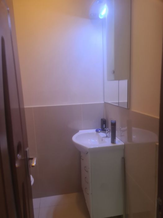 Închiriez apartament 2 camere