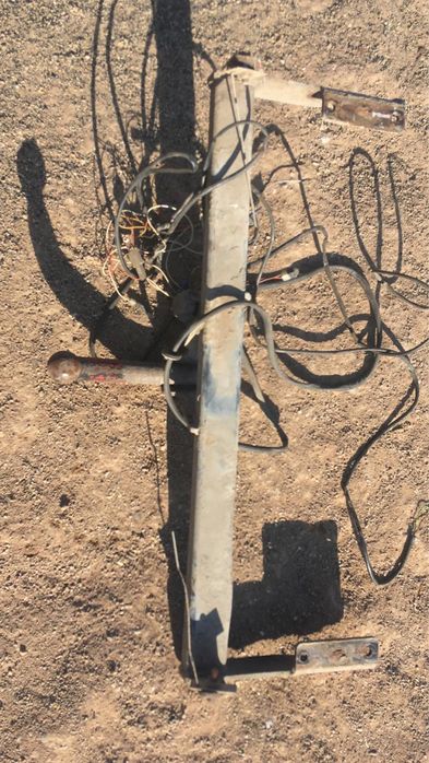 Продам фаркоп Dodge caravan