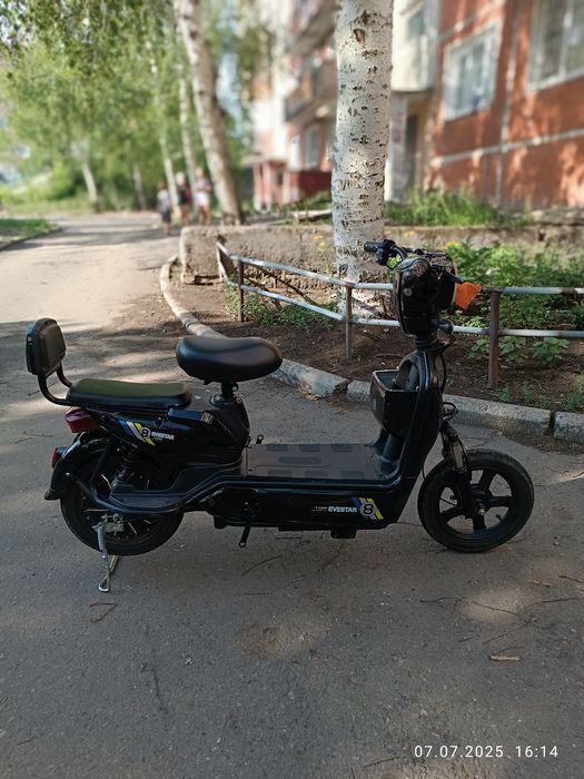 Продам Электроскутер1