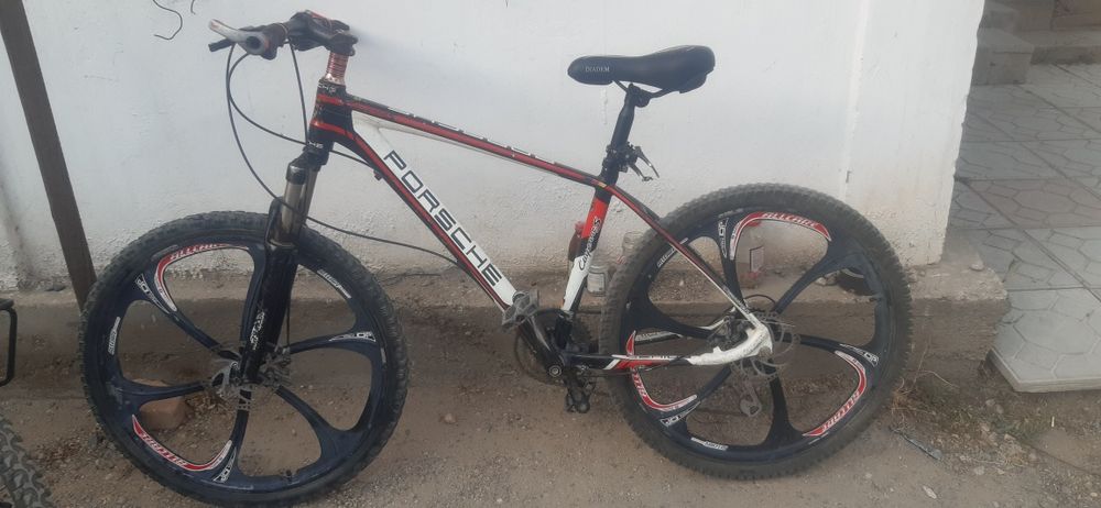 Продам спортивный велосипед