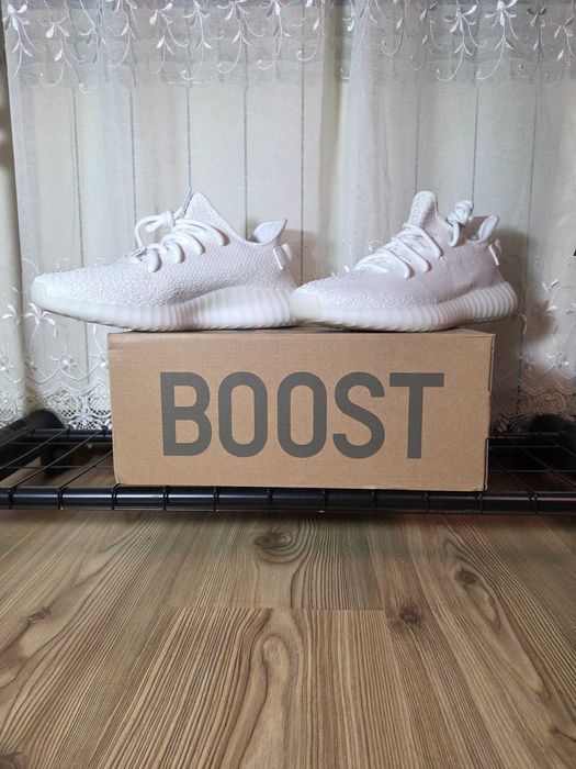 Yeezy boost marimea 43