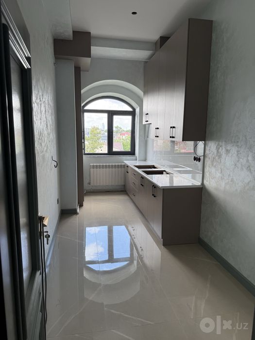 Продается своя квартира , евроремонт , яккасарай