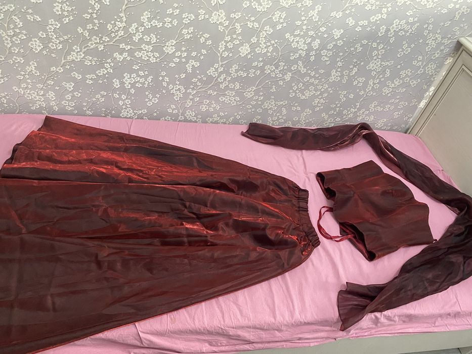 Вечернее платье 42-44 размер S-M