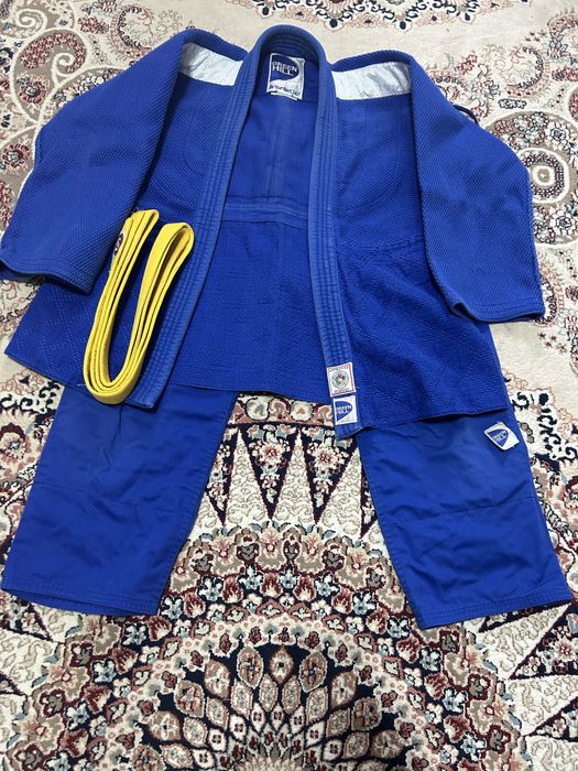 Кимоно для дзюдо