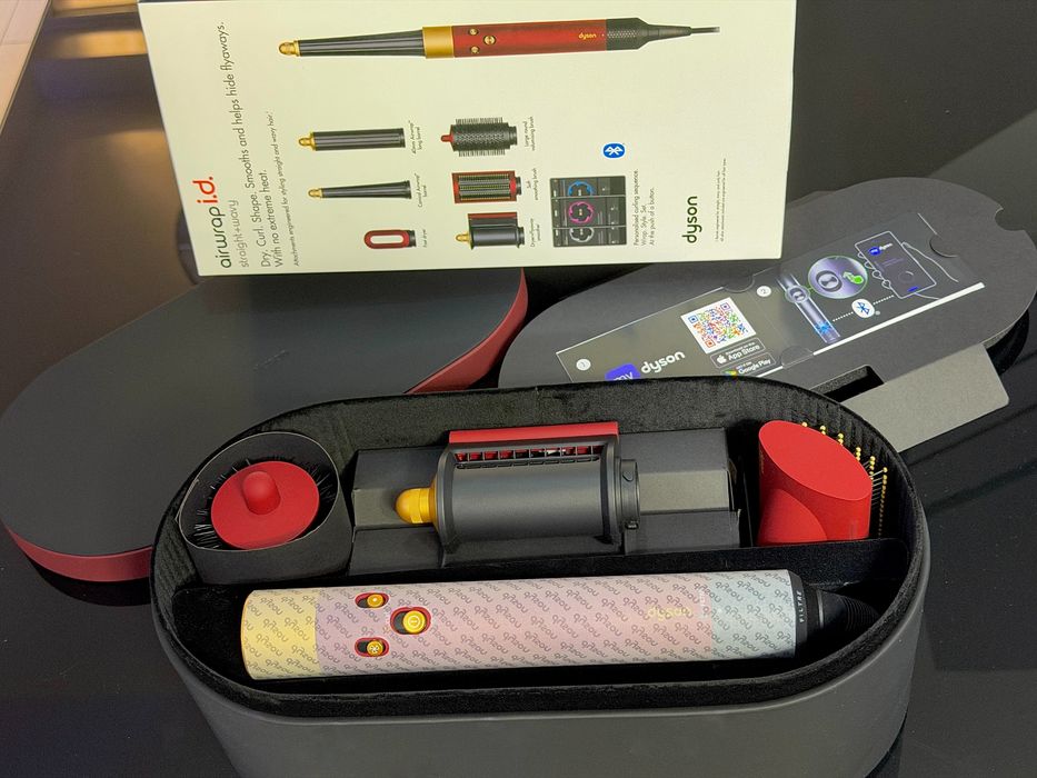 Dyson Airwrap ID Red Velvet Gold sigilat.