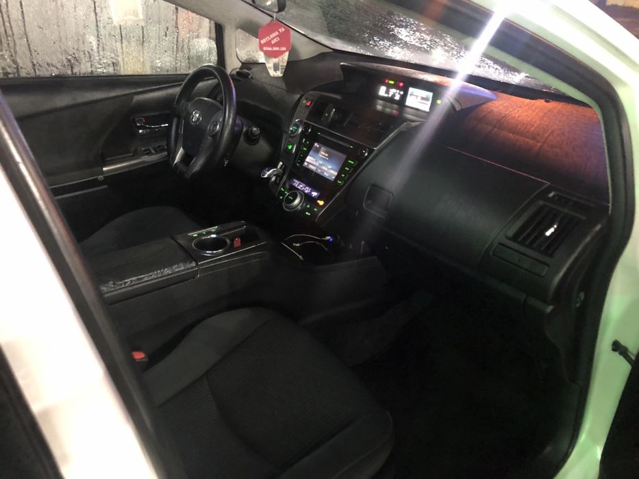 Vand Toyota Prius Plus 1.8 Hybrid + GPL