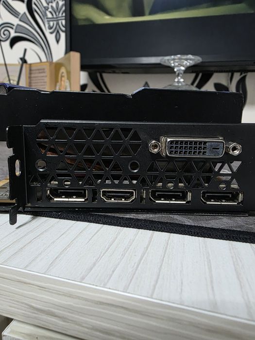 Gtx1080ti 11gb 325biti