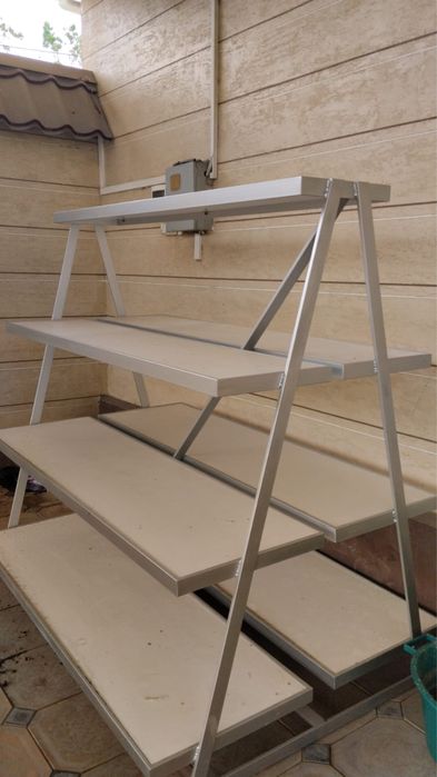 Стеллаж/ полка для одежды