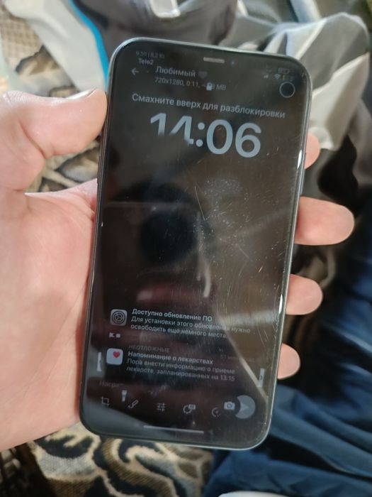 Продам Айфон 11 в хорошем состоянии