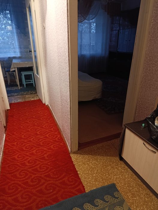 Сдам однокомнатную женщине.