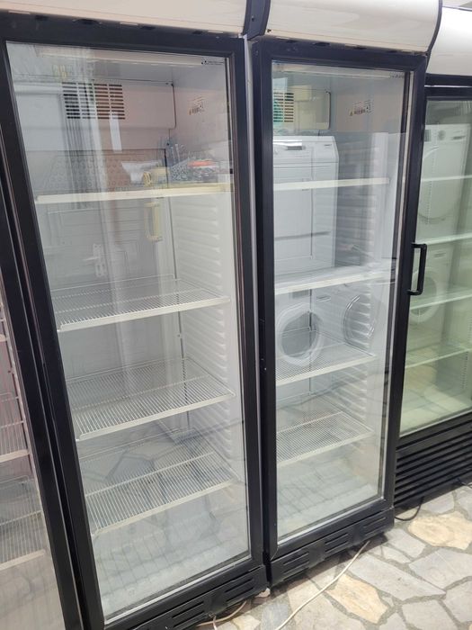 Хладилна Витрина