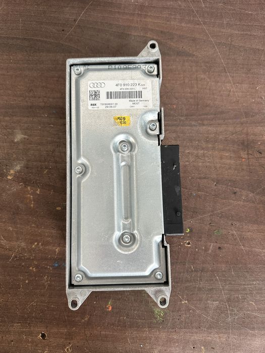 Amplificator audi a6 c6 4f0910223k