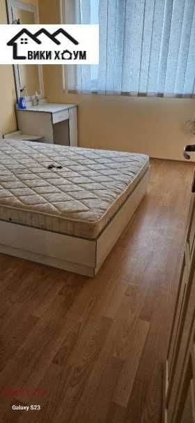 Продава се Тристаен апартамент в Варна, Център - 101 кв.м за 1733 €/кв.м - Снимка #3