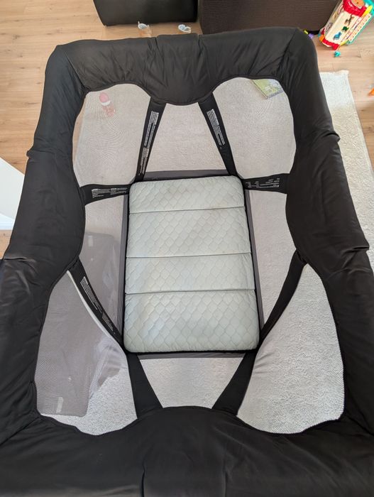 Pătuț pliabil Nuna Sena Aire – stare foarte bună