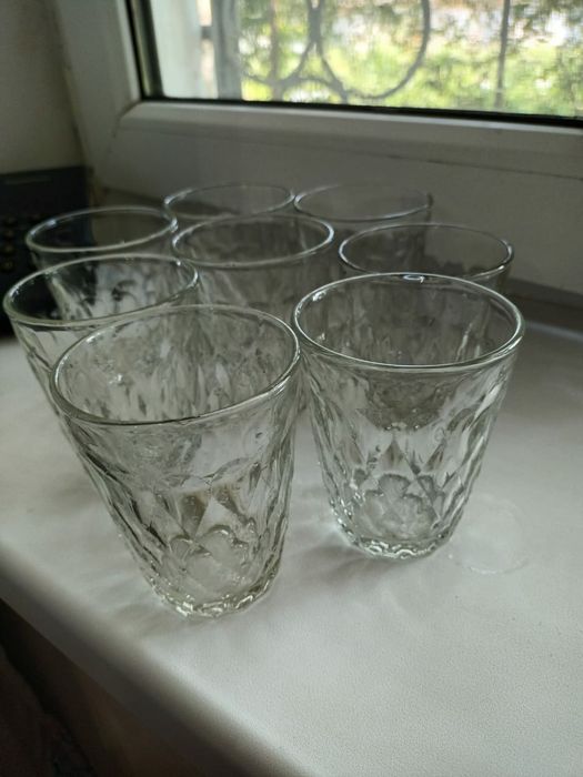 Посуда разная ( хрусталь, керамика)