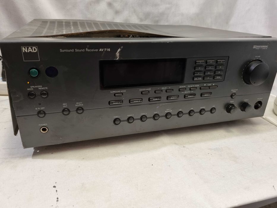 Defect reciver NAD AV-716