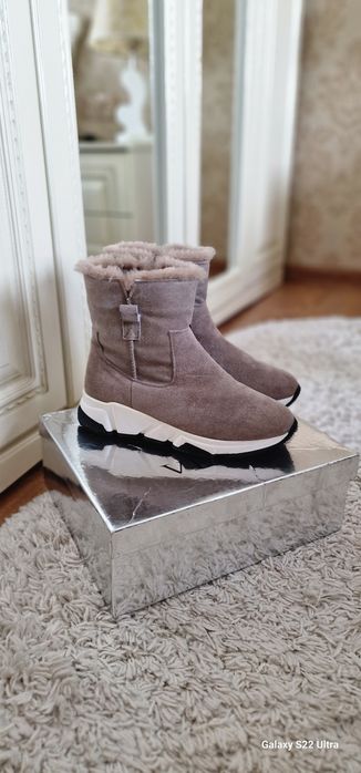 Зимние ботинки натуральная замша