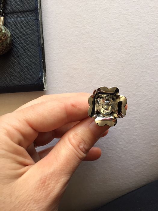 Висулки и обеци полускъп. камъни, гривни, пръстен