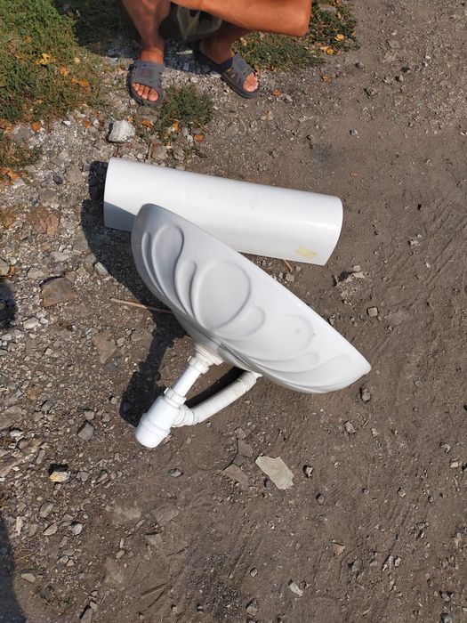 Раковина со стойкой б/у