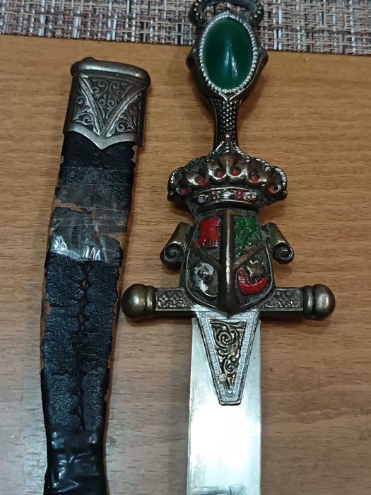 Декоративен нож/кама с кания