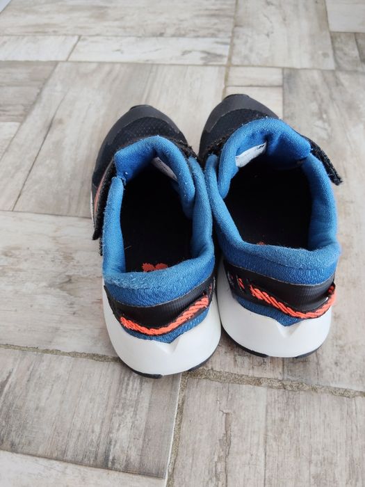 Маратонки Пума и Ню баланс 31н