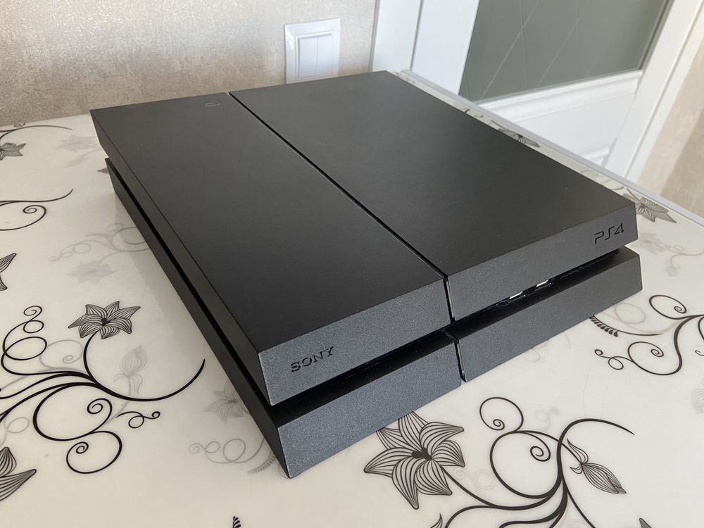 Пс4 Sony Playstation4 , в комлекте Джостики и Игры: 89 000 тг ...