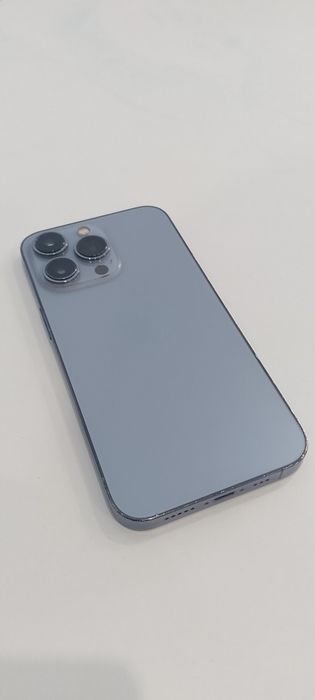 Продам iPhone 13 pro