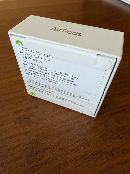 Apple AirPods 4 - noi, cu garanție