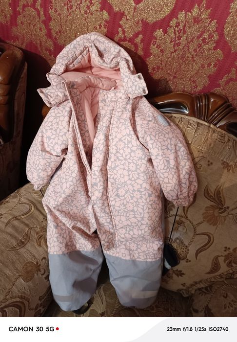 Продам комбинезон зимний