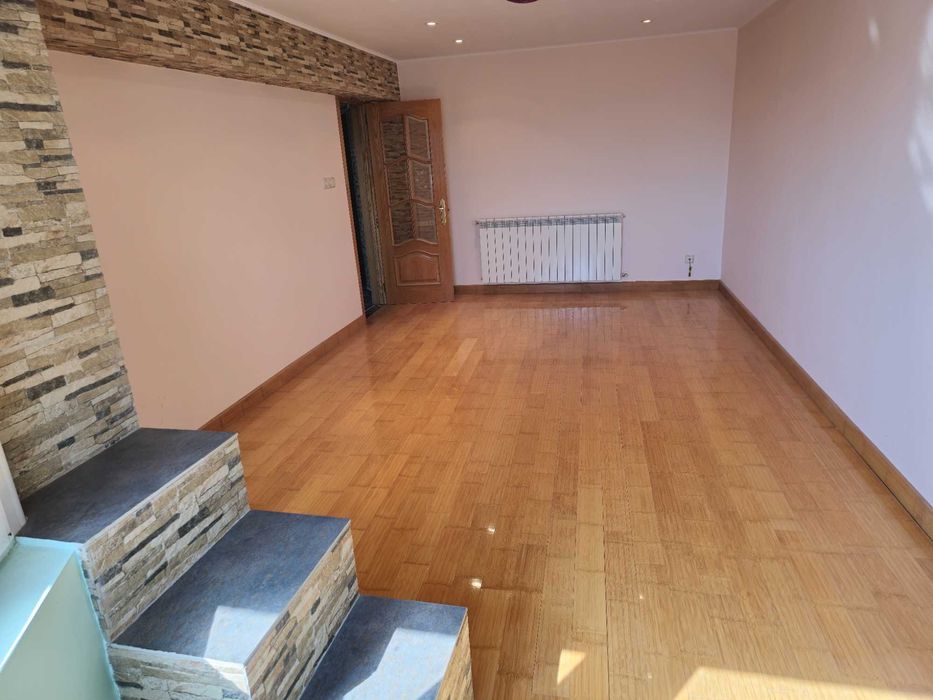 3 Camere la Piață cu parcare privată