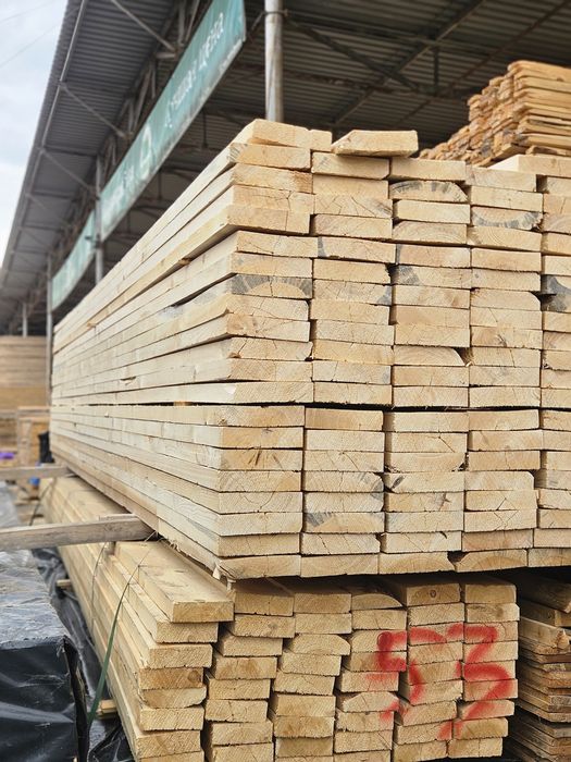 Рейки 50×50 брус балки стропила пиломатериал