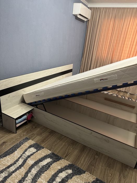 Спалня с гардероб и скрин