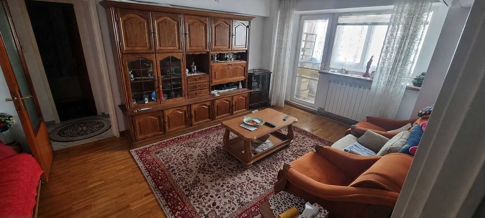 Inchiriez apartament 2 camere