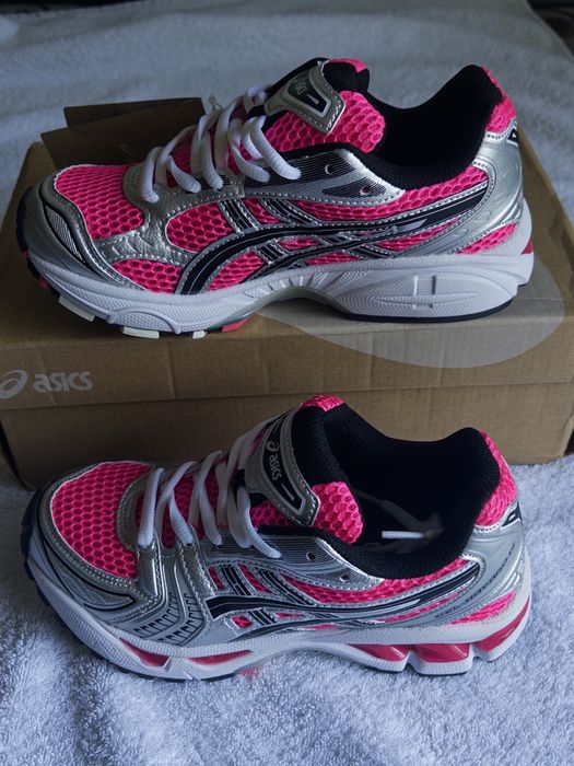 Asics Gel Kayano 14 pink