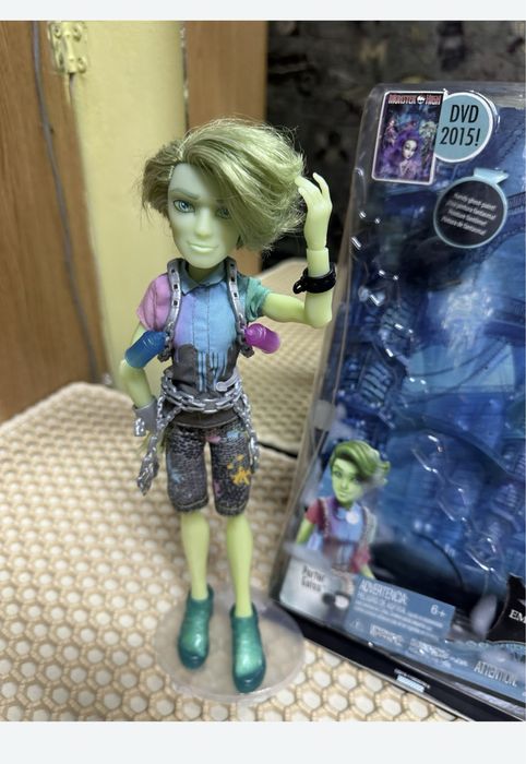 Продам куклу монстр хай!
