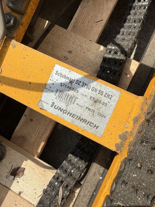 Част от електрокар jungheinrich