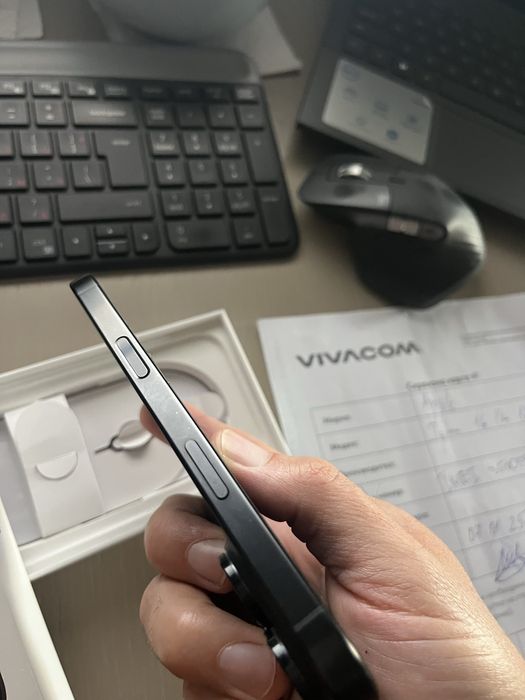 iPhone 16 pro Black Titanium 128GB + ГАРАНЦИЯ VivaCom