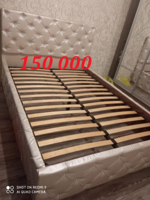 продам кровати и комоды новые