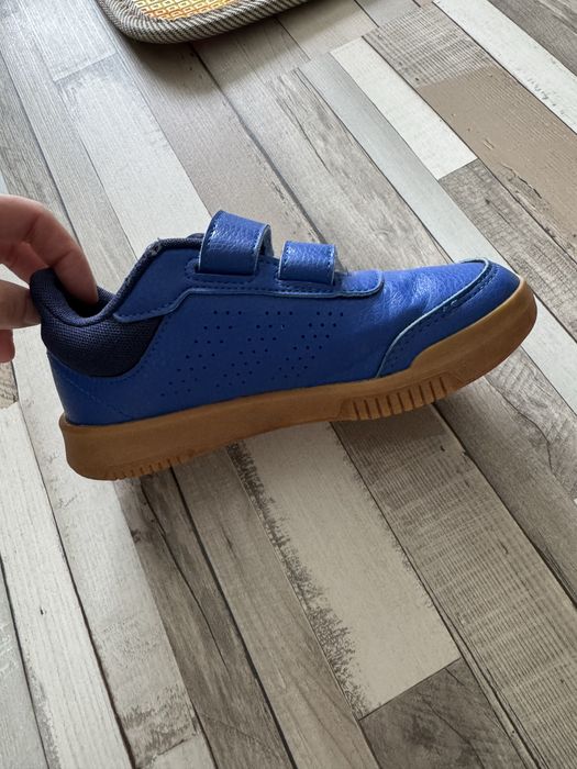 Adidasi marime 30 1/2