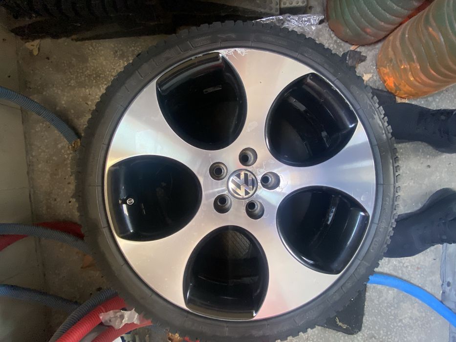 Продавам джанти DETROIT  R17 5x100