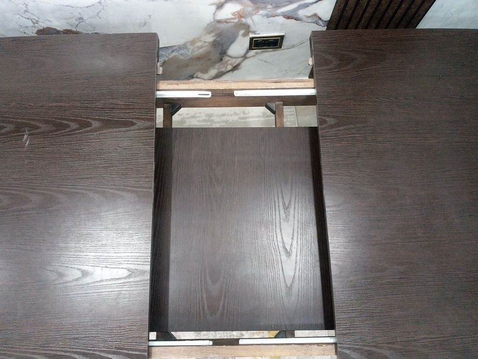 Кухоный стол+6 стульев