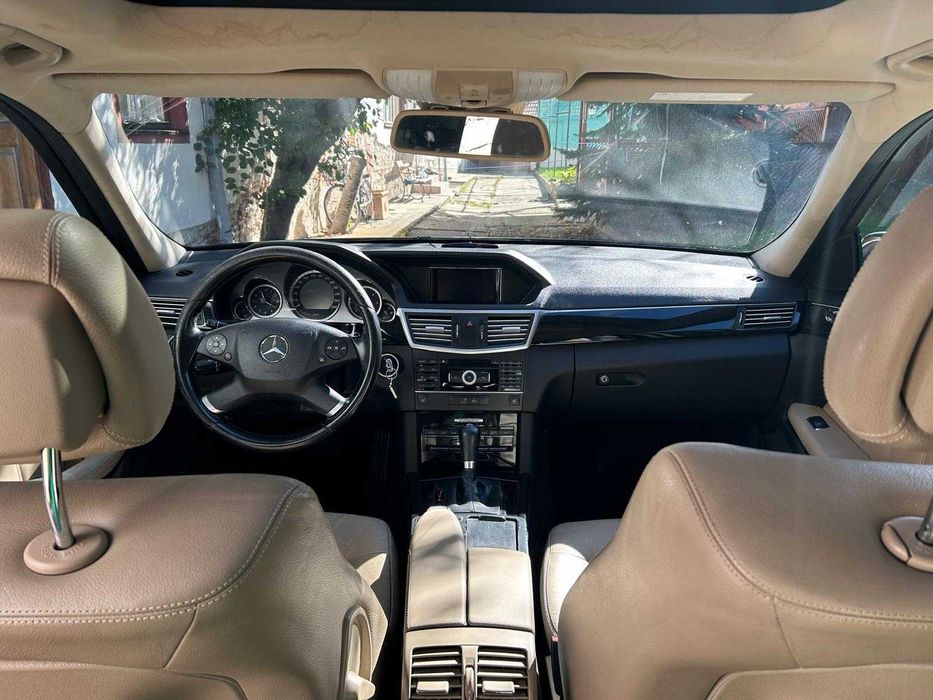 MERCEDES-BENZ E-Class 2011 — imagine 5
