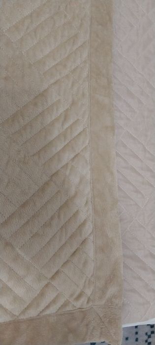 Одеяло двуспальное с наволочками