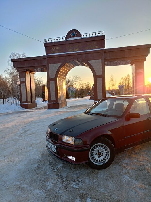Продам BMW e36 м40 1.8