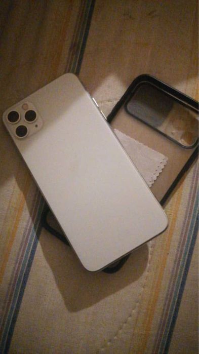 iPhone 11 Pro Max 256 ГБ