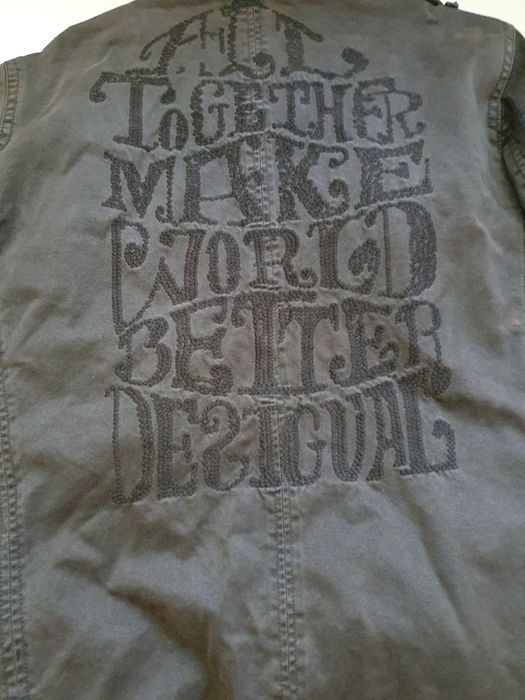 Geacă Desigual marimea L, originală,nouă, impecabilă